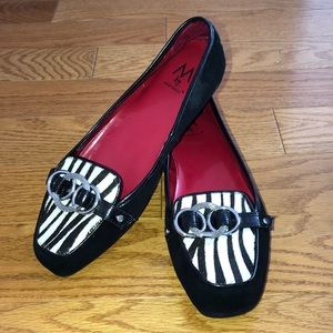 NEW Black & White Suede Loafer